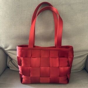 Harveys The Original Seatbelt Red Hand Bag TOTE